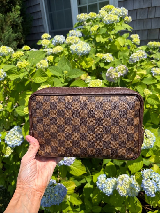 Louis Vuitton Handbags - Louis Vuitton Damier Ebene vintage trousse toilette cosmetic case .
